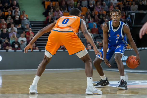 而丘库埃泽 而丘库埃泽